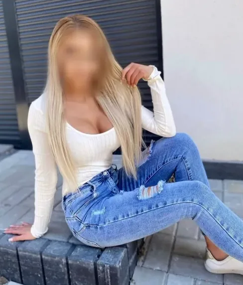 Elisa, 32