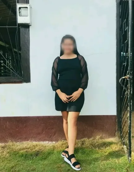 Michaela, 26