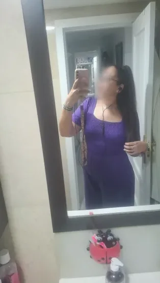 Stefanie, 34